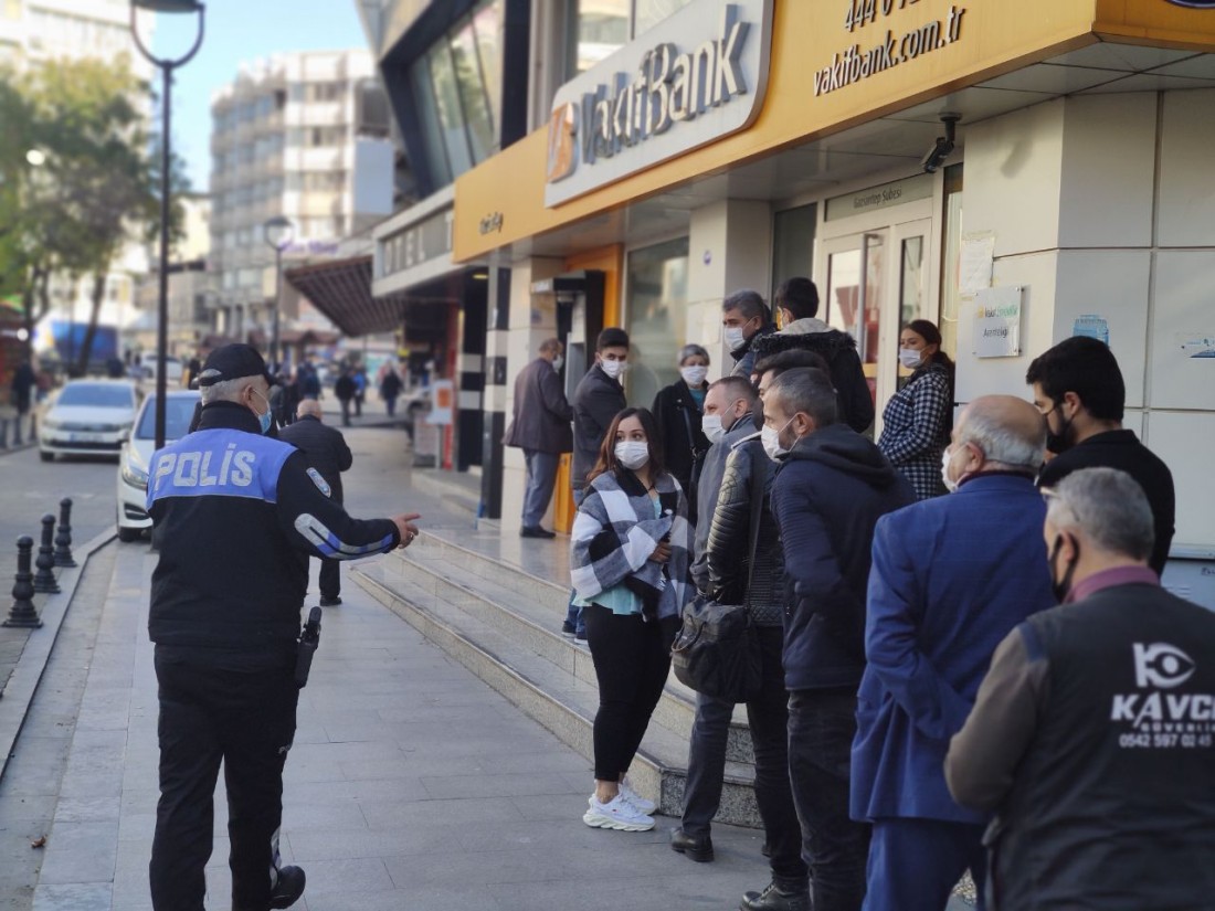 Gaziantep’te korona virüs yasaklarını ihlal edenlere ceza yağdı