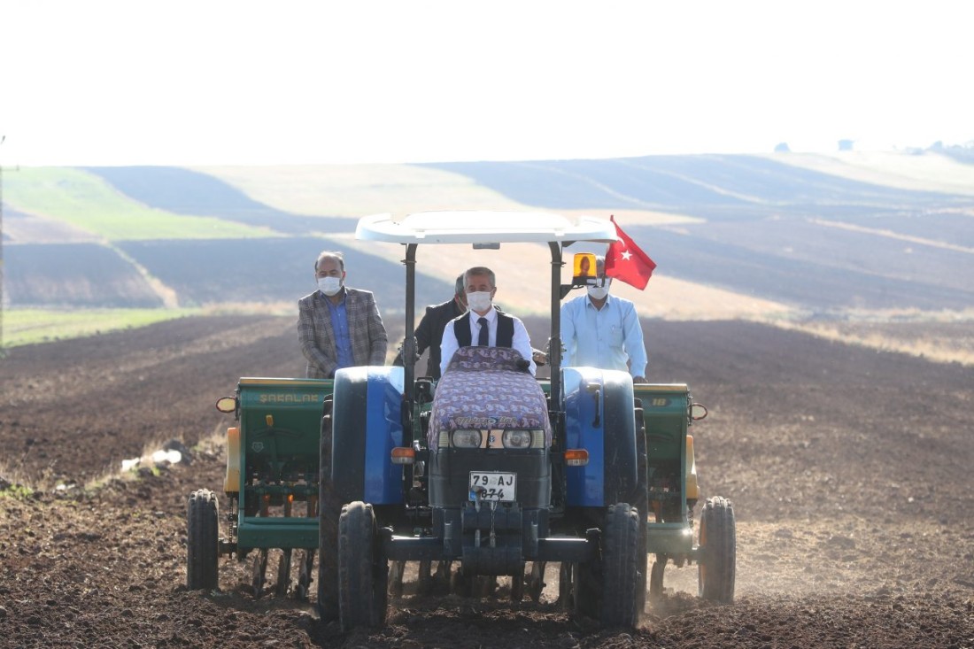 Şahinbey Belediyesi’nden çiftçilere destek