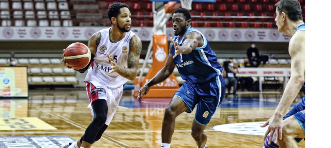 Gaziantep Basketbol galip: 70-66