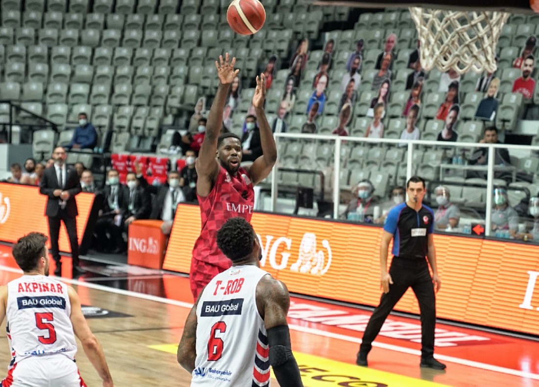 Gaziantep Basketbol seriye bağladı: 76-83