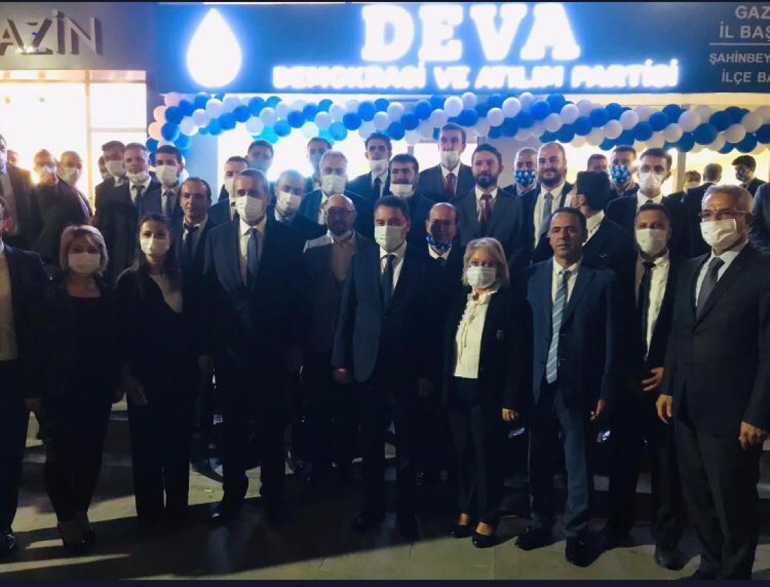 Deva Partisi Şahinbey’de görev dağılımı yapıldı