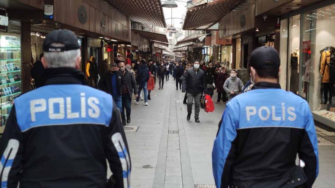 Gaziantep’te yasaklara uymayanlara korona cezası yağdı