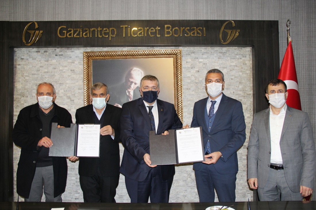 Gaziantep Ticaret Borsası’ndan öğrencilere tablet