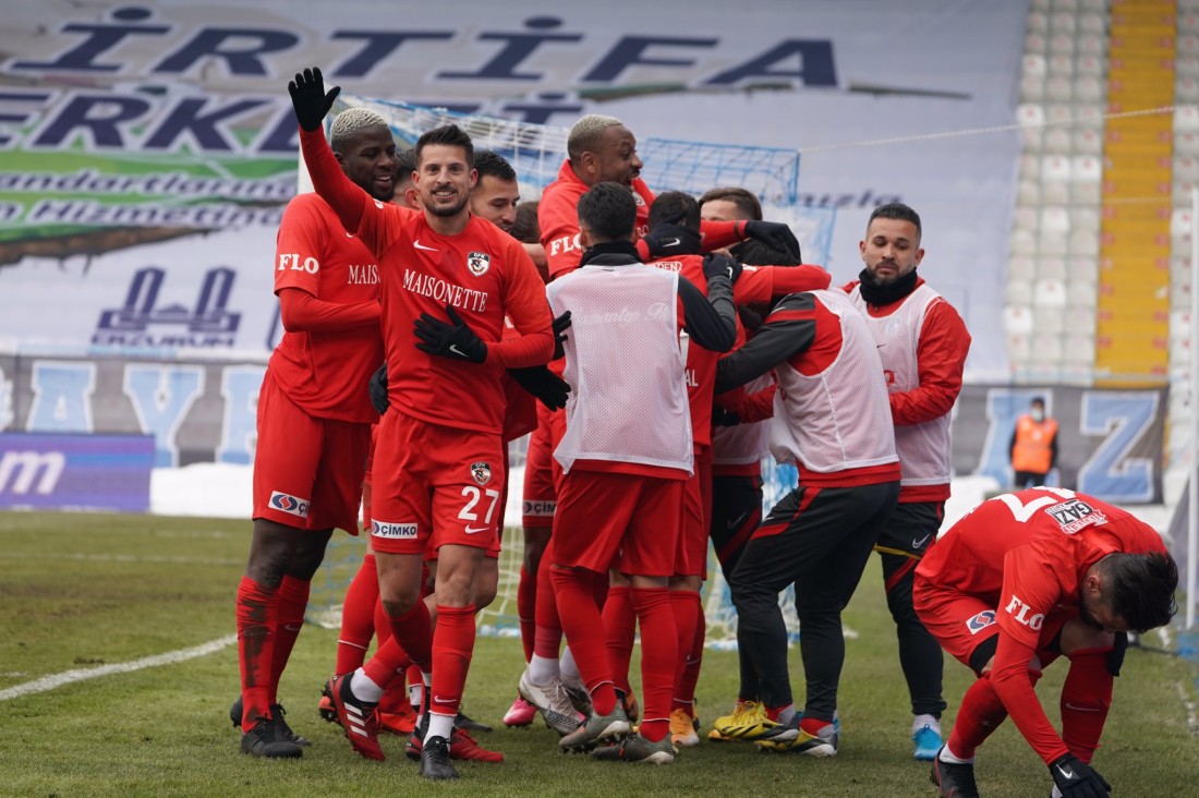 Gaziantep FK 90+6’da galibiyeti kaçırdı:1-1