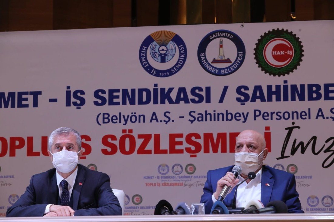 Şahinbey Belediyesi’nden işçilerin yüzünü güldüren sözleşme