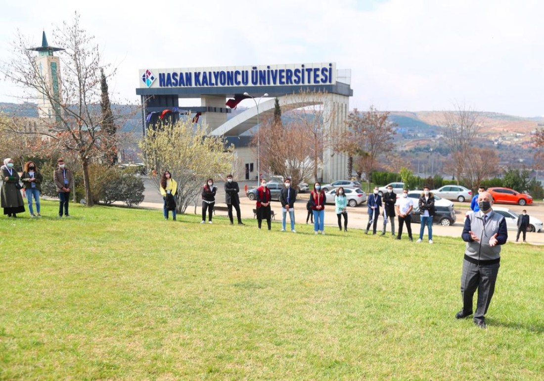 HKÜ, üniversiteyi keşfetmek isteyenlere kapılarını açtı