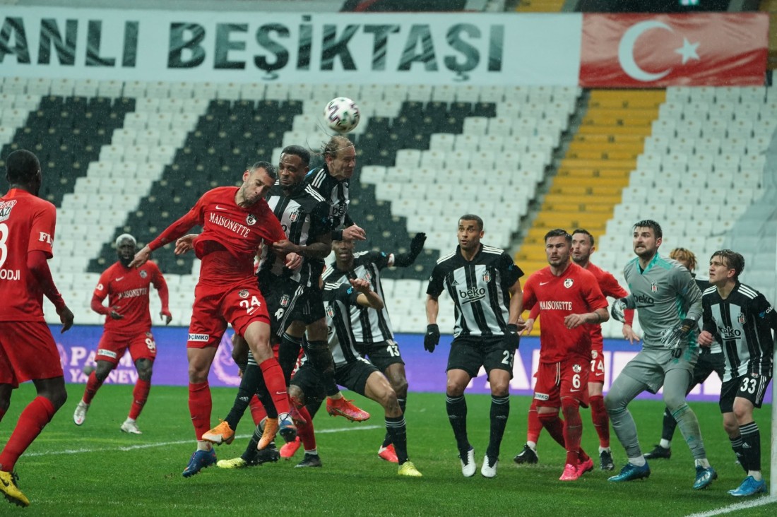 Gaziantep FK Beşiktaş’a mağlup oldu: 2-1