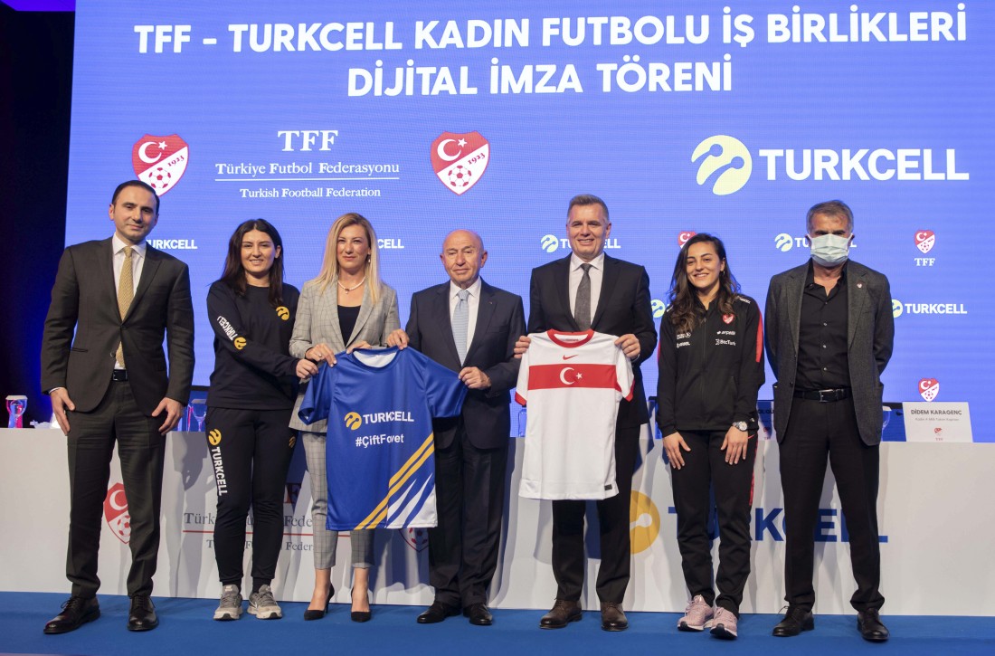 Turkcell, Kadın Futbol Ligi’nin ilk isim sponsoru oldu