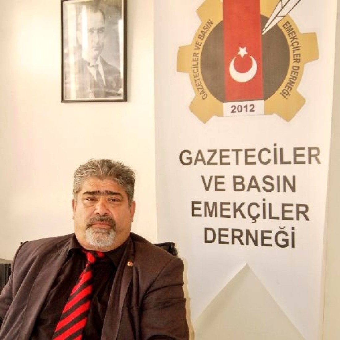 Gaziantep’te gazeteci korona virüsten hayatını kaybetti