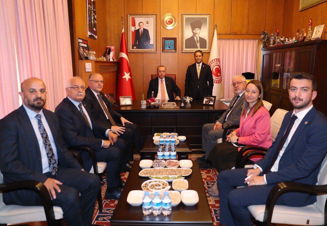 Gaziantep Milletvekilleri Cumhurbaşkanı Erdoğan ile bir araya geldi