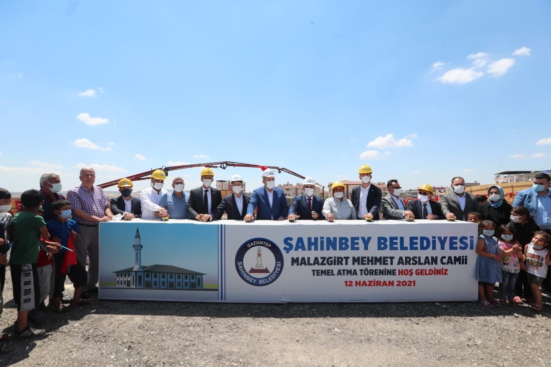 Şahinbey’de Malazgirt Camii temeli atıldı