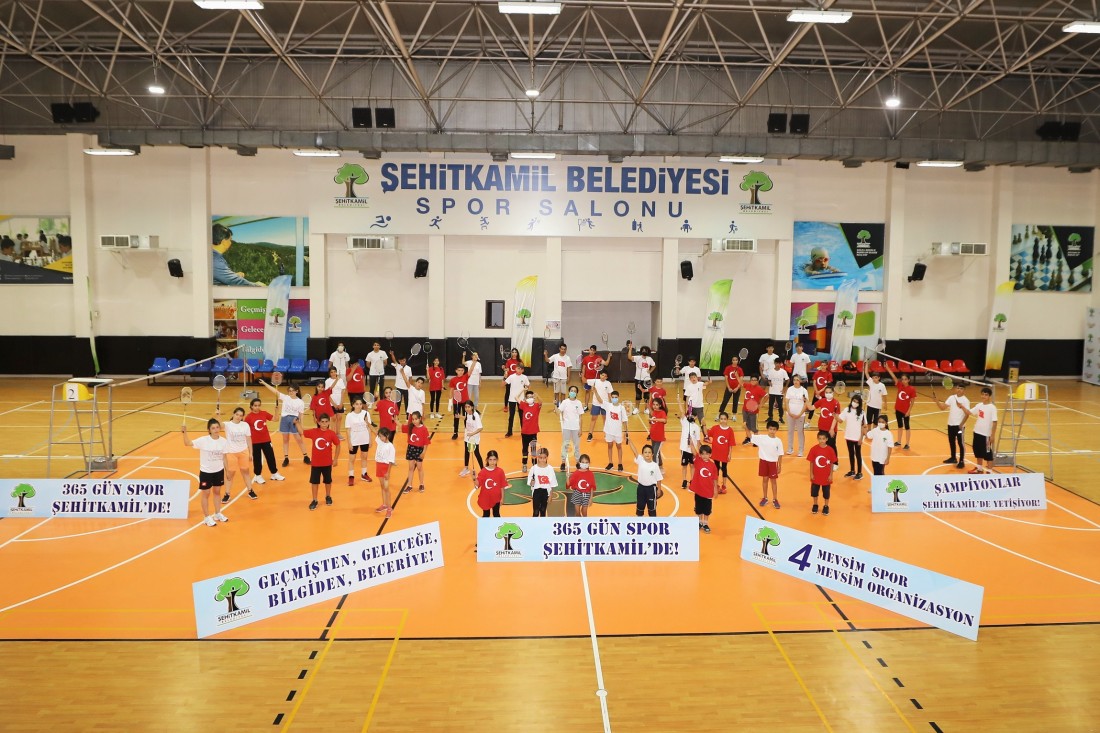 Badmintoncular, 15 Temmuz Kupası’nda yarıştı