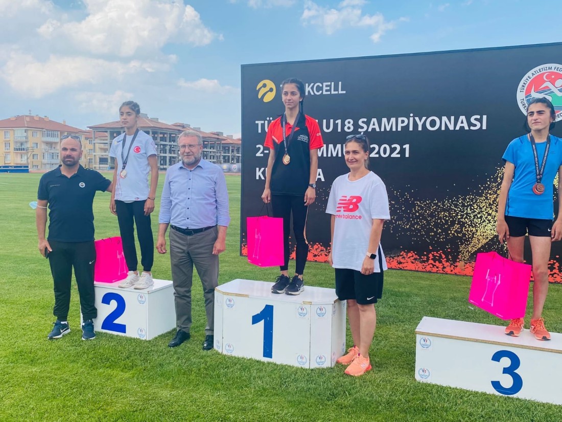 Büyükşehir Belediyespor sporcusu Türkiye şampiyonu