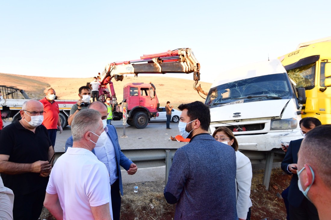 Gaziantep otobanında facia: 3 ölü, 18 yaralı