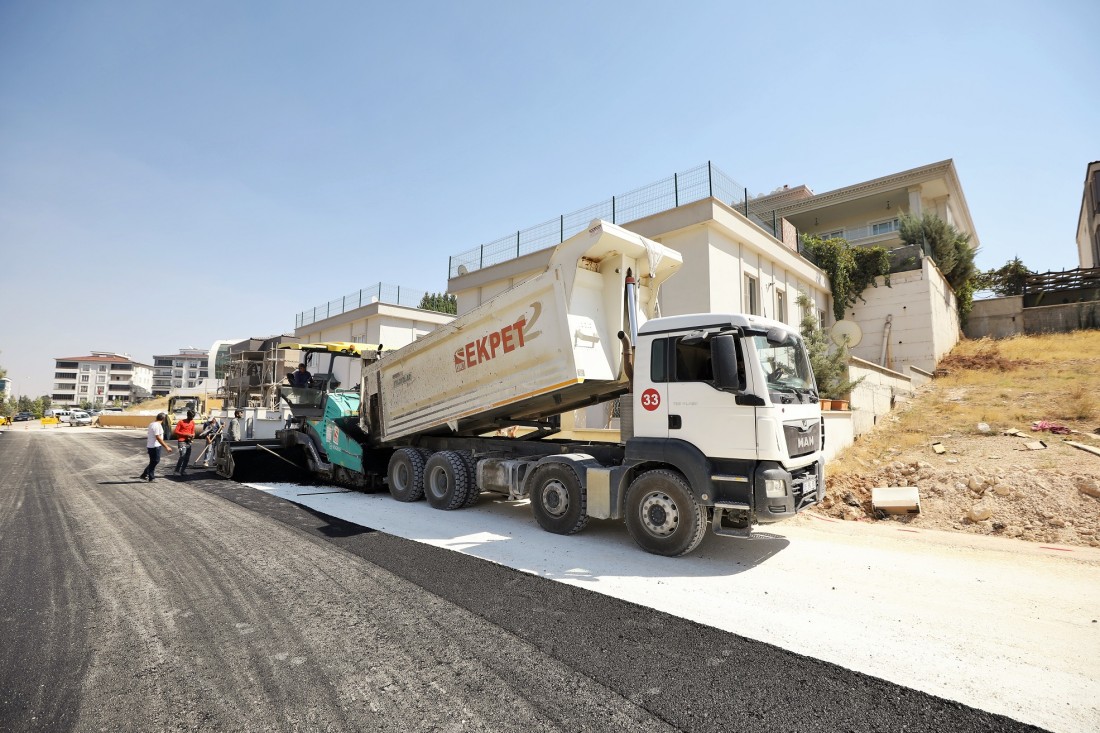 Şehitkamil’de asfaltsız yol kalmayacak