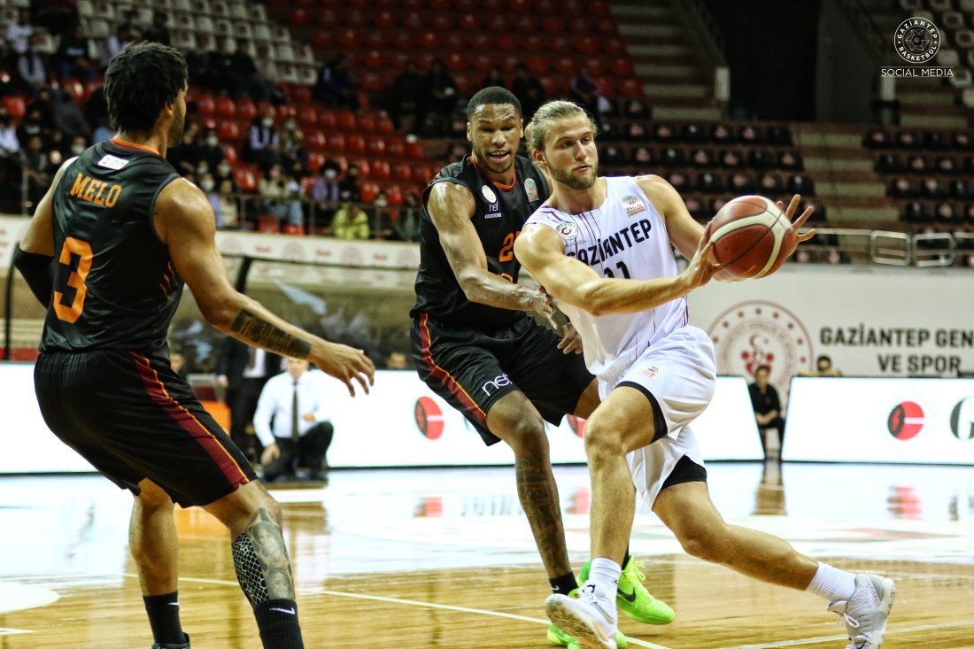 Gaziantep Basketbol Galatasaray’ı devirdi: 74-66