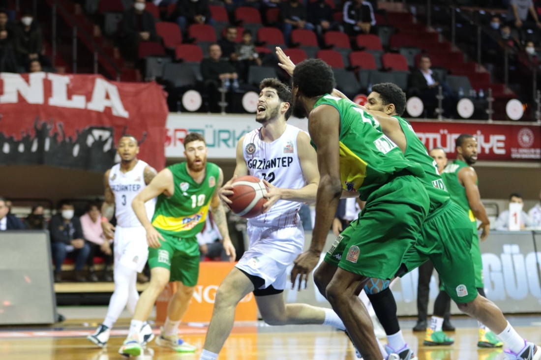 Gaziantep Basketbol şaşırttı: 67-75