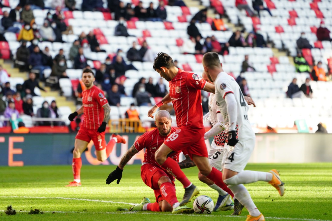 Gaziantep FK bir puanla döndü: 0-0