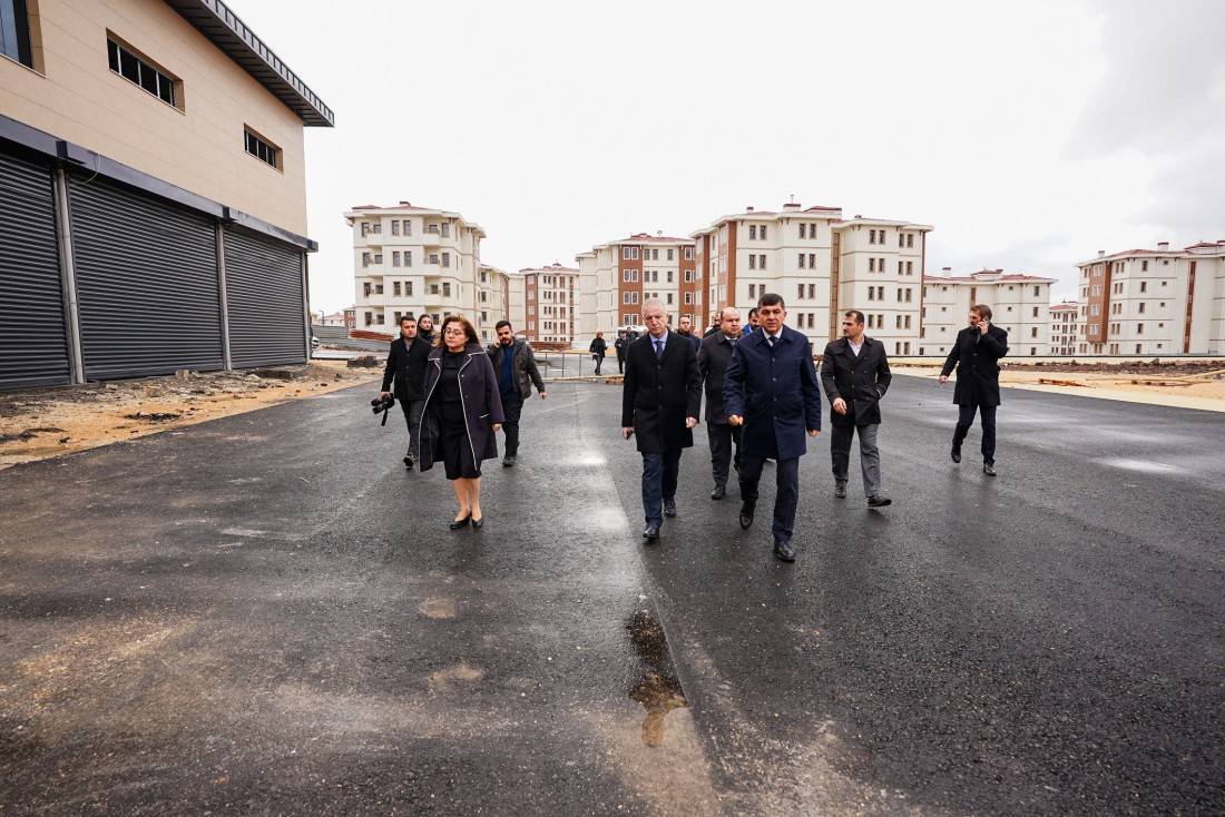 Fadıloğlu Vali Gül ve Başkan Şahin’e projelerini anlattı