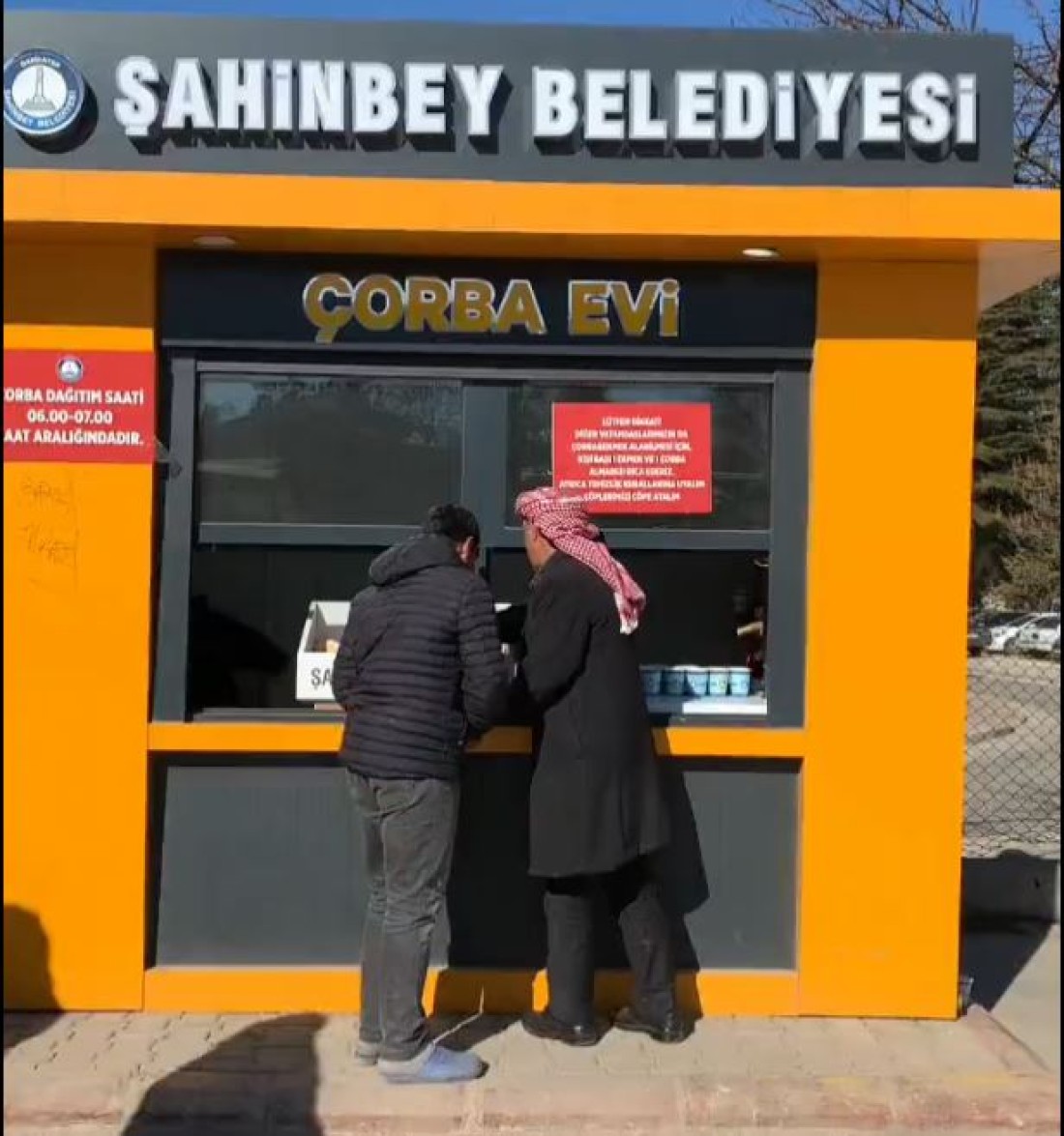 Şahinbey Belediyesi 21 Noktada Depremzedelerin İçini Isıtıyor