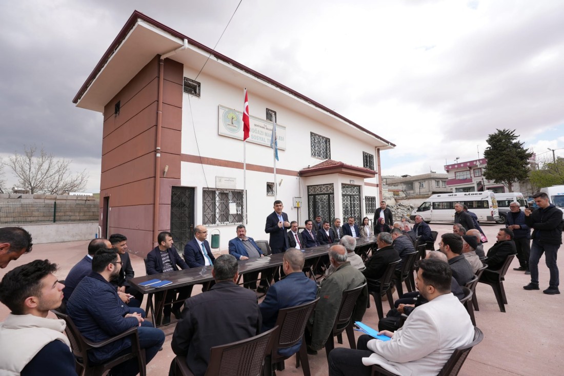 Fadıloğlu İle Çelikaslan Kırsal Mahallelerdeki Vatandaşlarla Buluştu