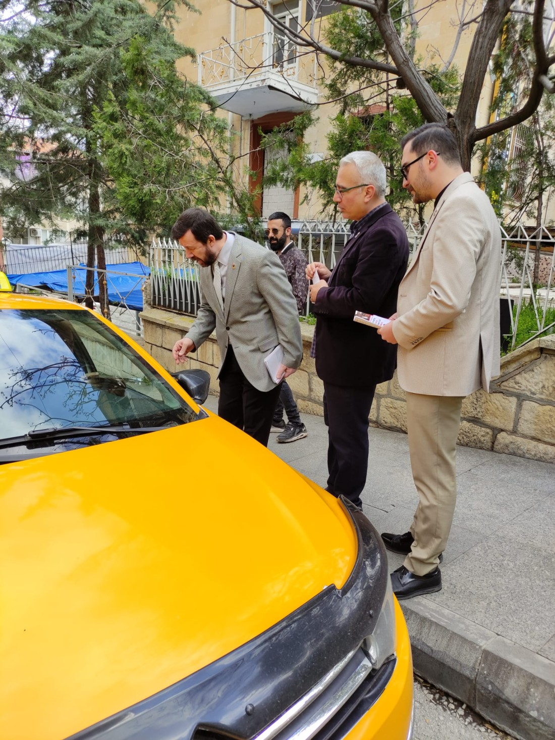 Pamuk: “Gençlerin Gözdesi Zafer Partisi”