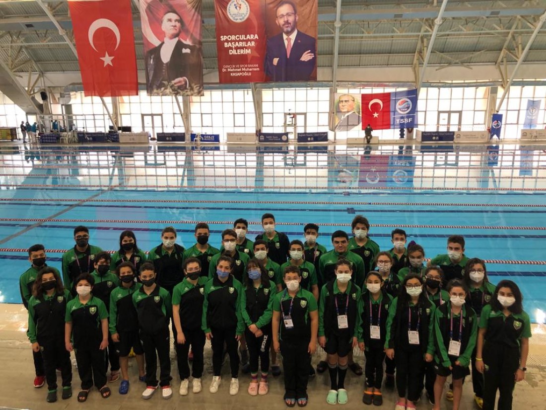 Şehitkamil Paletli Yüzme Takımı Türkiye şampiyonu