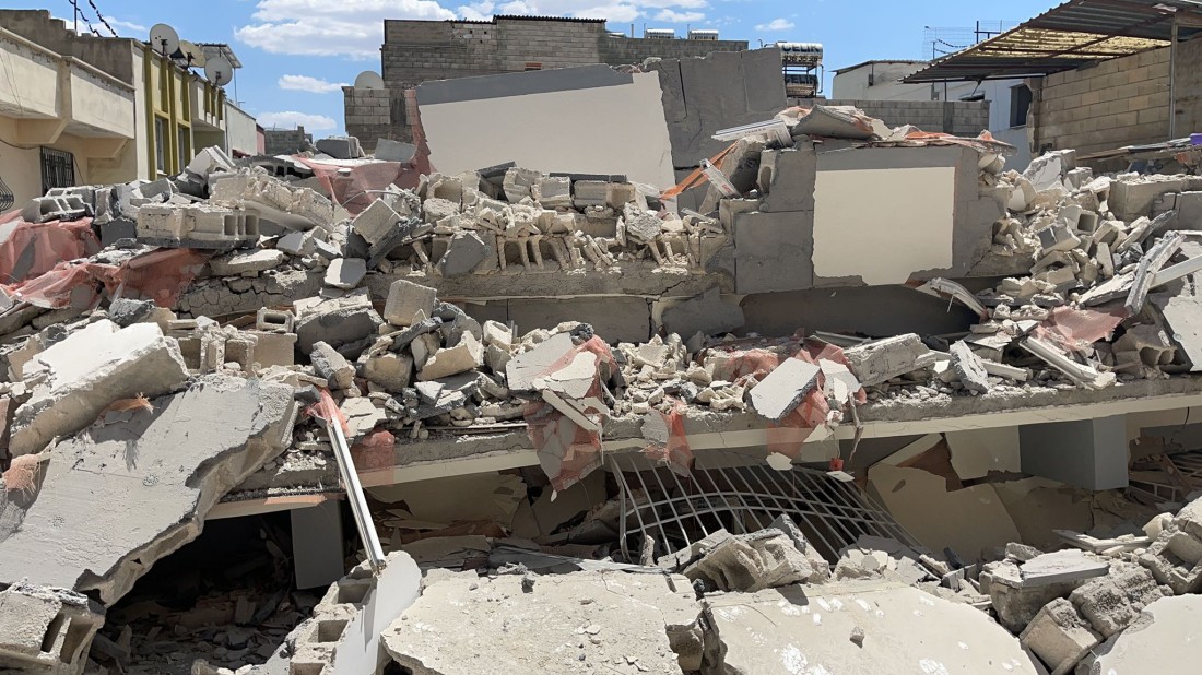 Gaziantep’te 5 katlı yeni bina neden çöktü?
