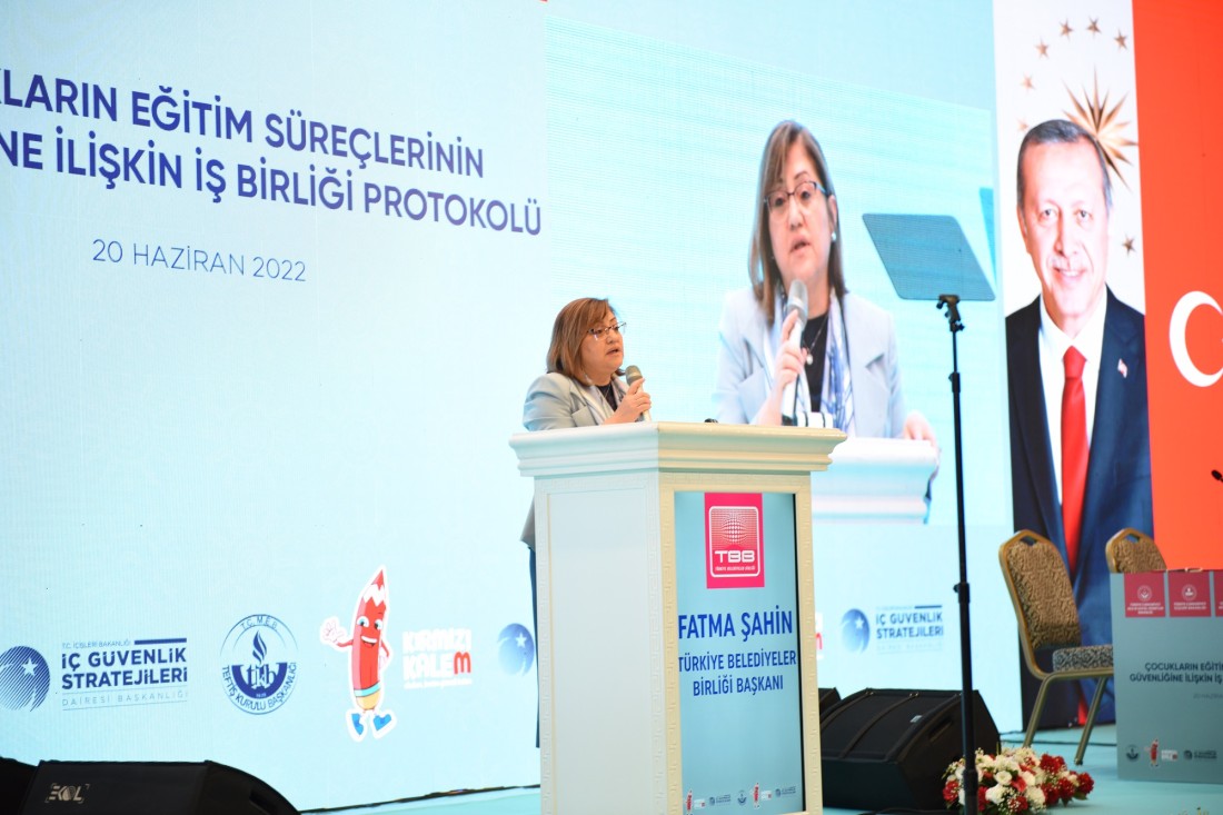 Başkan Şahin Ankara’da Başarılı Projeleri Anlattı