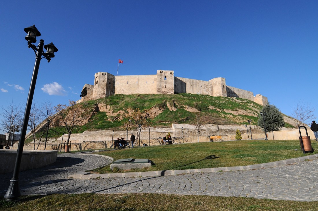 Tarihi Gaziantep Kalesinin Restorasyonu Başlıyor